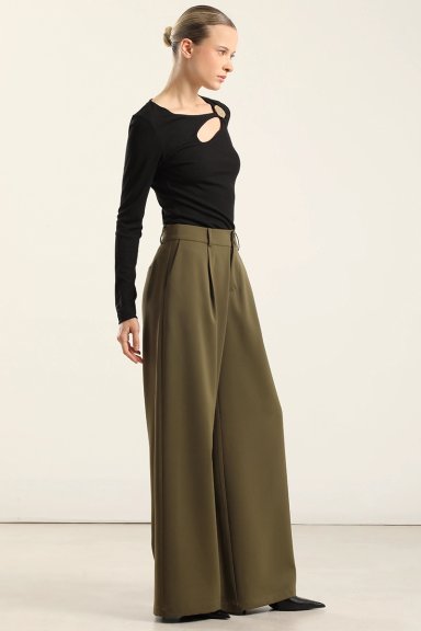 PANTALON ANCHO CON PINZA, MILITAR LIOLA - 6