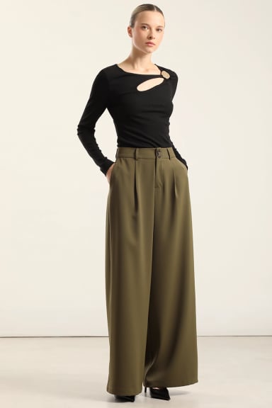 PANTALON ANCHO CON PINZA, MILITAR LIOLA - 7