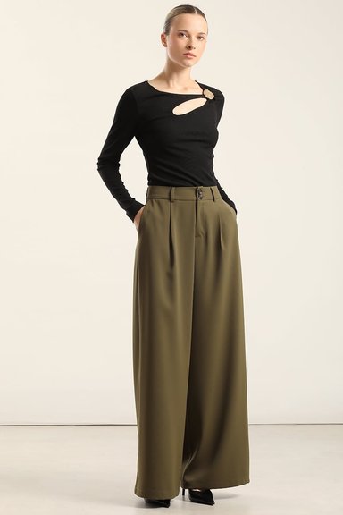 PANTALON ANCHO CON PINZA, MILITAR LIOLA - 7
