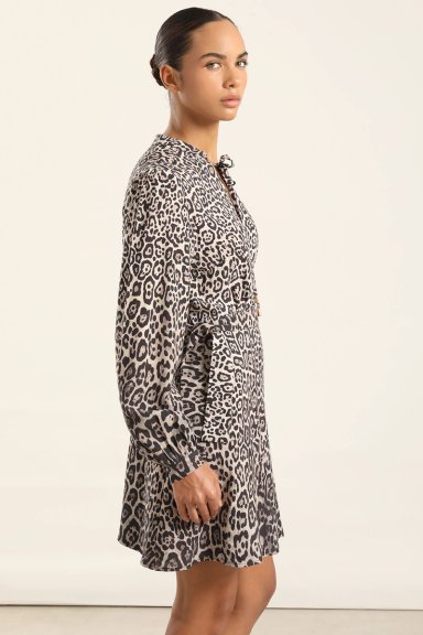 VESTIDO CORTO ESTAMPADO ASIMETRICO, NEGRO LIOLA - 5