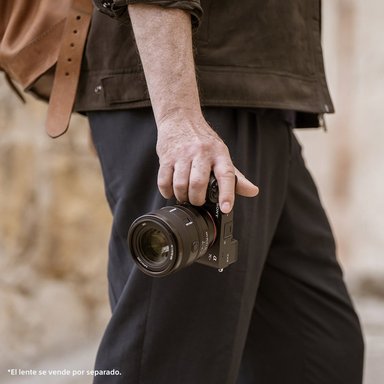 CÁMARA PROFESIONAL COMPACTA FULL FRAME MIRRORLESS ILCE-7CR - 5