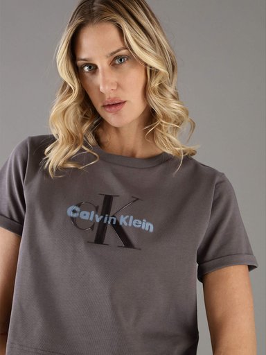 POLERA CROPPED CON LOGO BRILLANTE - 4