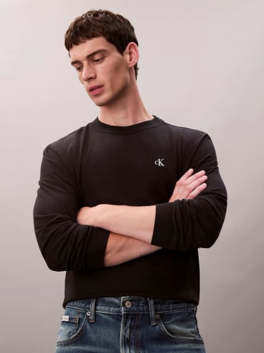 POLERA CON MONOGRAMA - 4