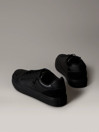 ZAPATILLAS CLASICAS CON CORDONES - 2