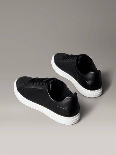 ZAPATILLAS CON MONOGRAMA EN RELIEVE - 2