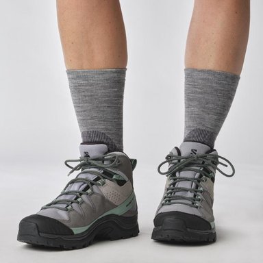 ZAPATILLA TREKKING SALOMON GRIS MUJER QUEST ROVE GTX - 8