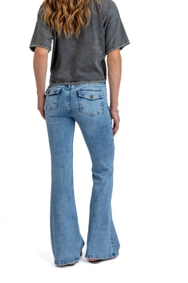 JEANS FEEL LIGHT FLARE BOLSILLO C/ TAPETAS - 4