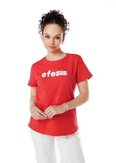 POLERA MILA REGULAR ESTAMPADO Y LENTEJUELAS ROJO EFESIS - 2