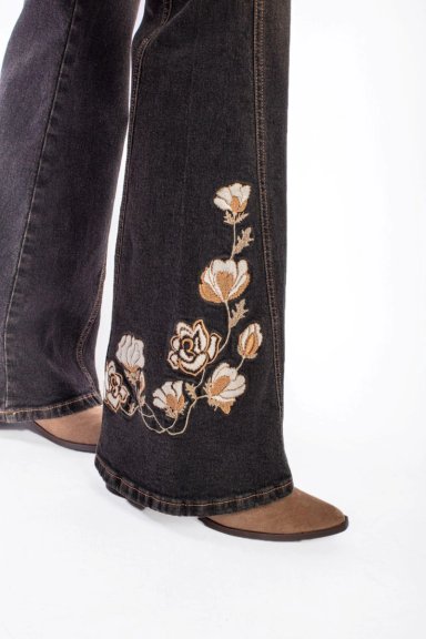 JEANS CURVI FLARE CORTES Y BORDADO EFESIS - 6