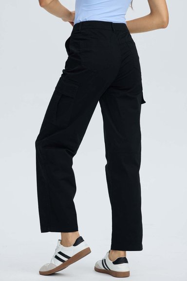 PANTALON MUJER CARGO CORTES NEGRO - 2