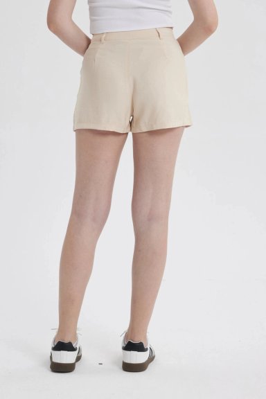 SHORT MUJER SASTRERO BEIGE - 2