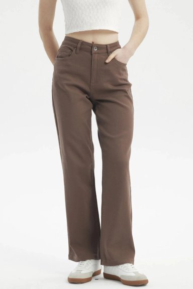 JEANS MUJER CALCE RECTO COLOR CHOCOLATE - 1