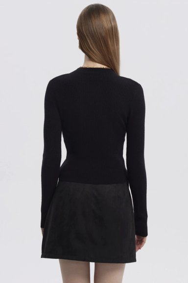 SWEATER MUJER AJUSTADO NEGRO - 3