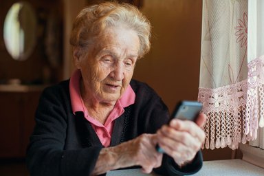 TELÉFONO CELULAR DE ADULTO MAYOR 3G CON CHIP ENTEL DE REGALO - 2