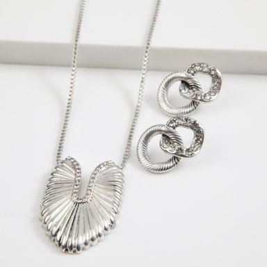 SET COLLAR Y AROS LEAF PLATEADO TATIENNE - 1