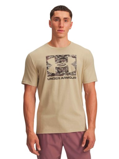 POLERA MANGA CORTA LIFESTYLE HOMBRE ABC CAMO BOXED LOGO CAFE  UA - 1