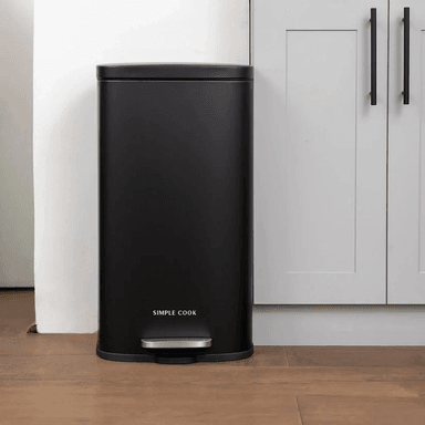 BASURERO 30L CON PEDAL NEGRO MATE SIMPLE COOK - 1