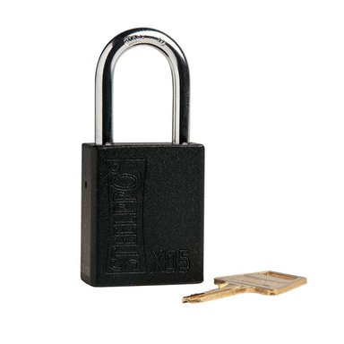 CANDADO STEELPRO LOCK OUT X05 NEGRO - 1