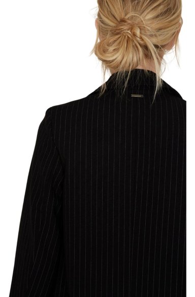 BLAZER OWEN RAYAS NEGRO JACINTA TIENDA - 8