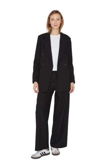 BLAZER BOWEN LINEAS EN COLOR NEGRO JACINTA TIENDA - 6