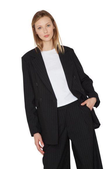 BLAZER BOWEN LINEAS EN COLOR NEGRO JACINTA TIENDA - 7