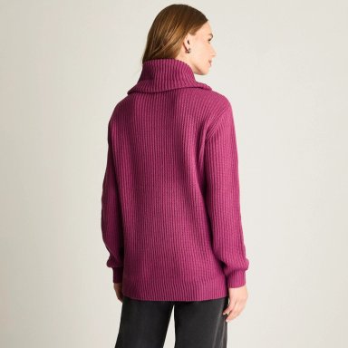 SWEATER MAGENTA CUELLO BOTE CON TRENZADO - 2