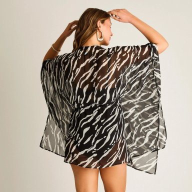SALIDA DE PLAYA NEGRA ESTILO ANIMAL PRINT - 2