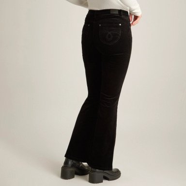 PANTALON NEGRO COTELE  CORTE FLARE - 2