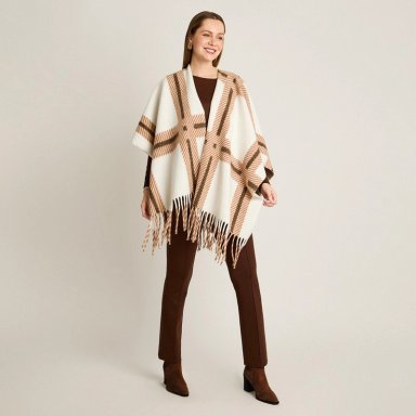 PONCHO BEIGE CON ESTAMPADO GEOME TRICO Y FLECOS EN TEJIDO - 5