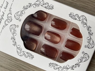 UÑAS POSTIZAS PRESS ON ADHESIVAS OJO DE GATO 24PCS MARRON CUADRADAS LARGO MEDIO - 1