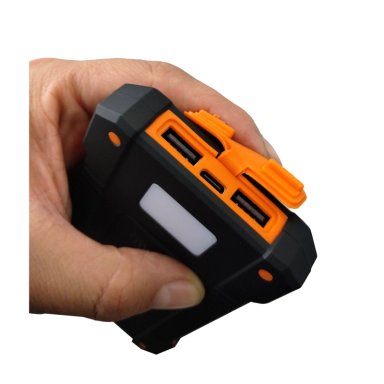 CARGADOR PORTATIL SOLAR 8000MAH MICROLAB - 3