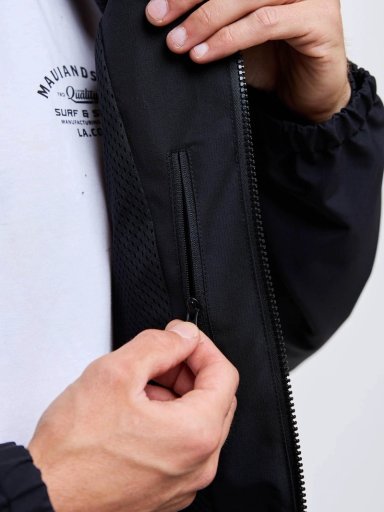 CORTAVIENTO BURST STORM NEGRO HOMBRE MAUI AND SONS - 6