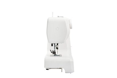 MAQUINA DE COSER 311 - 4