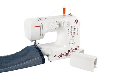 MAQUINA DE COSER 311 - 9