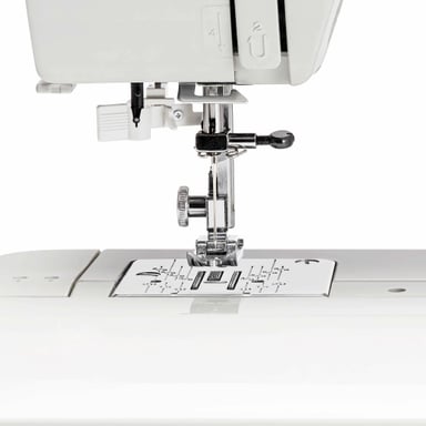 MAQUINA DE COSER ELNA EXPLORE 240S - 4