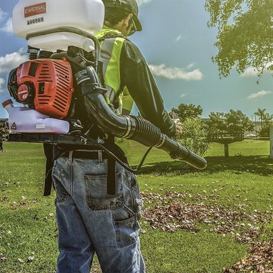 FUMIGADOR TOMAHAWK POWER CMD65 PULVERIZADOR CON MOTOR 14L 63.3 CC 3 HP - 4