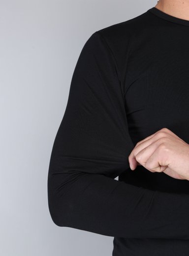 CAMISETA PRIMERA CAPA REGULAR FIT NEGRO ARROW - 5