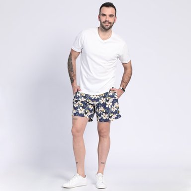 POLERA MANGA CORTA CUELLO V HOMBRE EN COLOR BLANCO ALGODÓN - 1