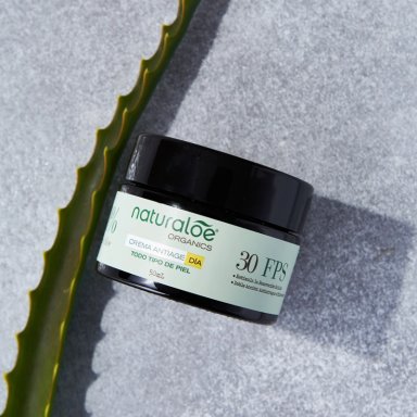 NATURALOE ESTUCHE ANTIAGE CREMA DE DIA Y CREMA DE NOCHE - 2