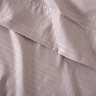 SABANA PLUMETTI EMBOSSED 1.5 PLAZAS VIOLETA - 2