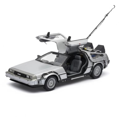 BACK TO THE FUTURE I DELOREAN ESCALA 1:24 - WELLY - 3