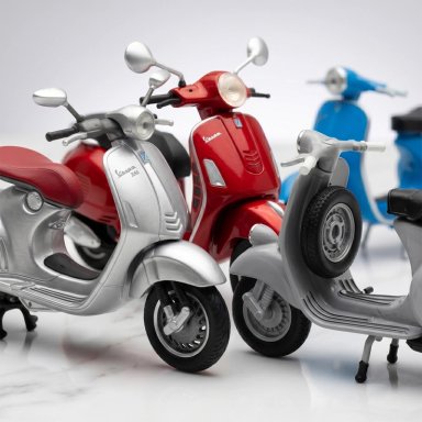 PACK X4 MOTOS VESPA WELLY ESCALA 1:18 - 3