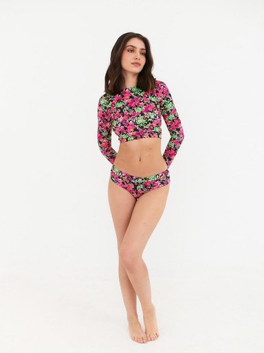 POLERA SURF DAIKIRI MUJER MANGA LARGA ESPALDA ABIERTA FLORES NEGRO ROSA FLUOR FILTRO UV50+ - 7