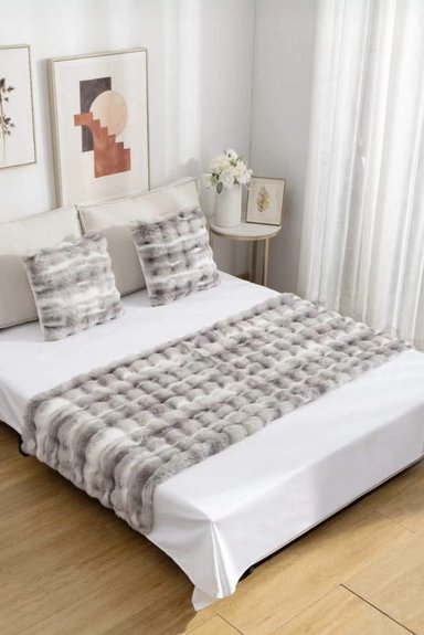PIECERA CAMA PELUDA PELO CONEJO 200 X 70 CM GRIS - 1