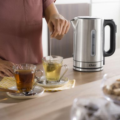 HERVIDOR ELE CTRICO OSTER® 1.7 LT CONTROL DE TEMPERATURA BVSTKT8970 - 5
