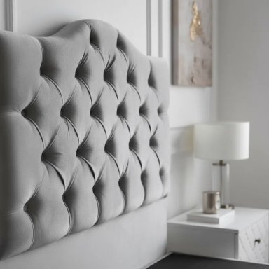 CAMA FLOBAL BARBIE CAPITONES INCLUYE BASE 1.5 PLAZAS GRIS CLARO + RESPALDO - 3