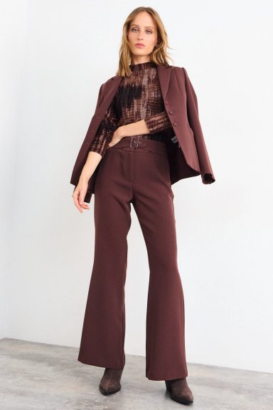 PANTALON LISO CAFE  MUJER IO - 1