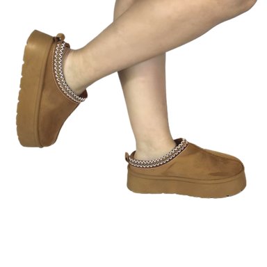 PANTUFLA CON CHIPORRO DE MUJER INVIERNO 03 YASSNE CAFE - 2
