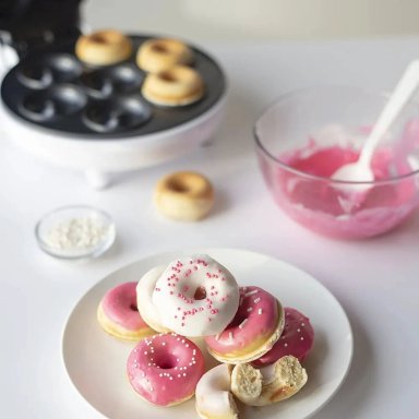 MINI ELECTRODOMESTICO MOLDEAR DONAS USANDO MEZCLA RONDON - 1