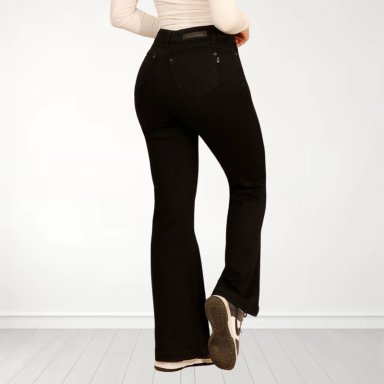 JEANS FLARE NEGRO CON POLAR PUSH UP ELASTICADO - 2